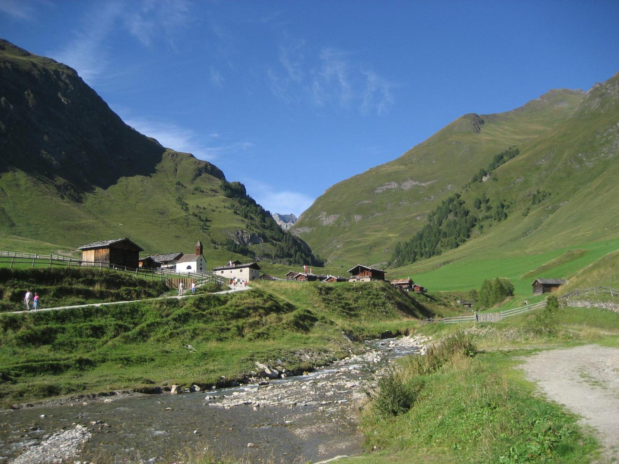 B&B Hotel Alpenrose Rooms & Apartments Valles Exterior foto