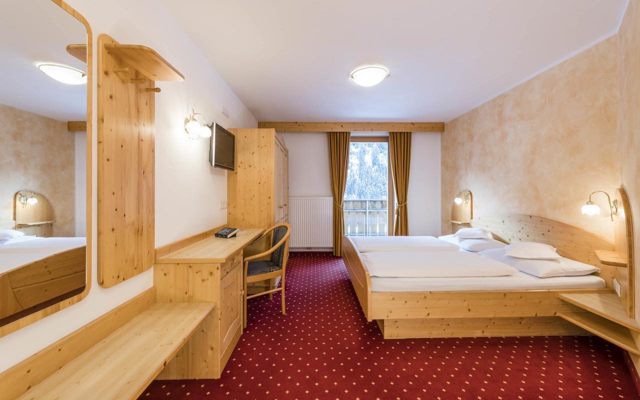 B&B Hotel Alpenrose Rooms & Apartments Valles Exterior foto